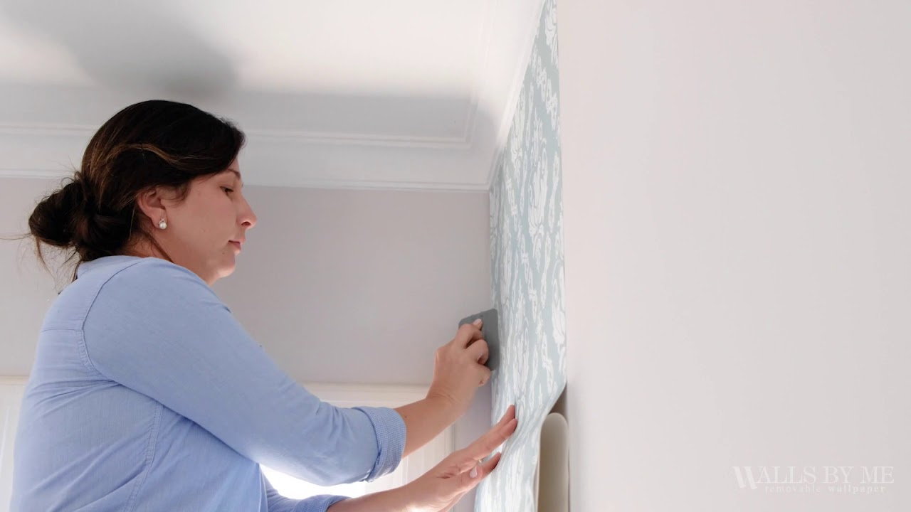 كيفية تركيب ورق الحائط