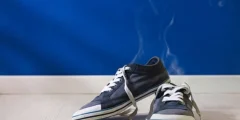 كيفية التخلص من روائح الأحذية الكريهة
